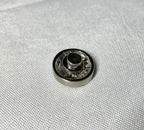 Auth beautiful Gianni Versace Brooch Medusa & Greca silver Vintage Gift