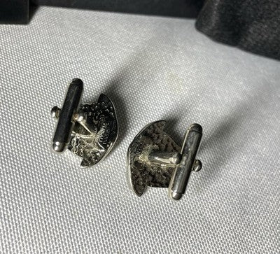 Auth Beautiful GINNNI VERSACE Medusa face 3D Vintage Cufflinks silver +Box Gift
