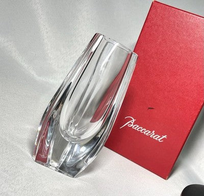 Auth [Beautiful] Baccarat Bouton d'Or Flower Base Crystal Vase +Box Gift