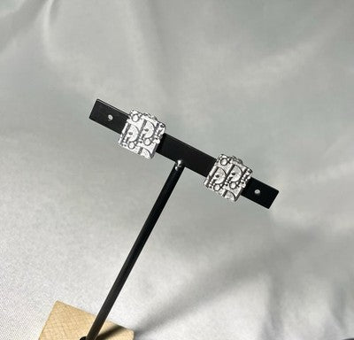 Auth [Beautiful] Christian Dior Trotter Logo Design clip on Earrings unisex Gift