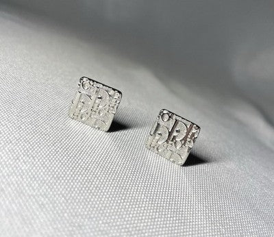 Auth [Beautiful] Christian Dior Trotter Logo Design clip on Earrings unisex Gift
