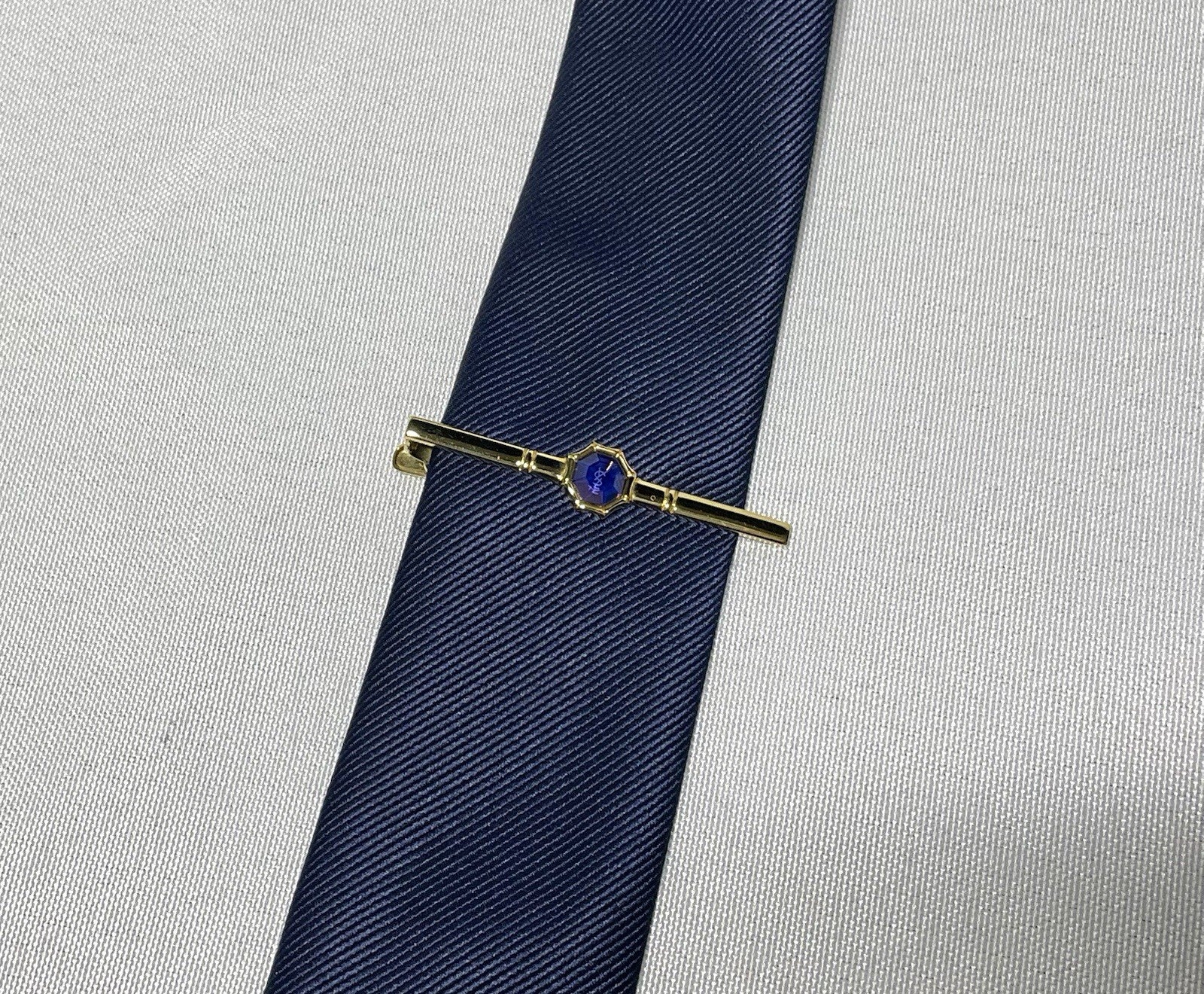 8036122