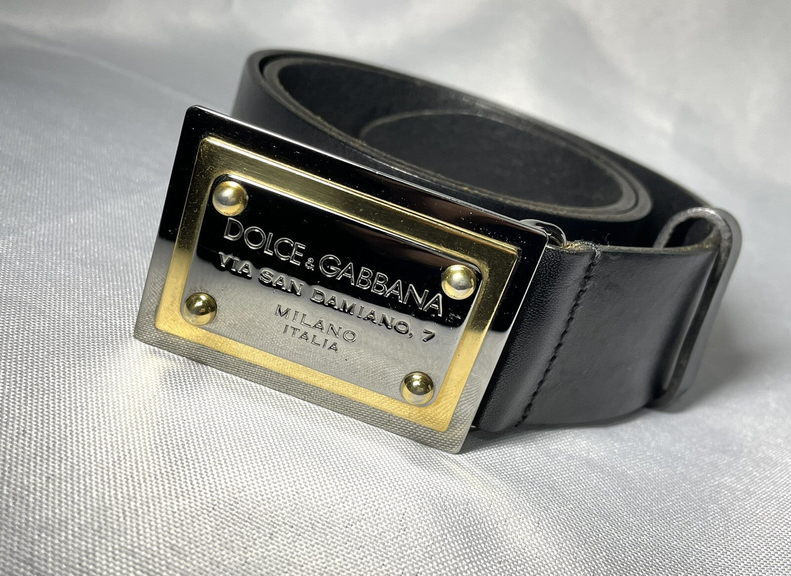 8037489