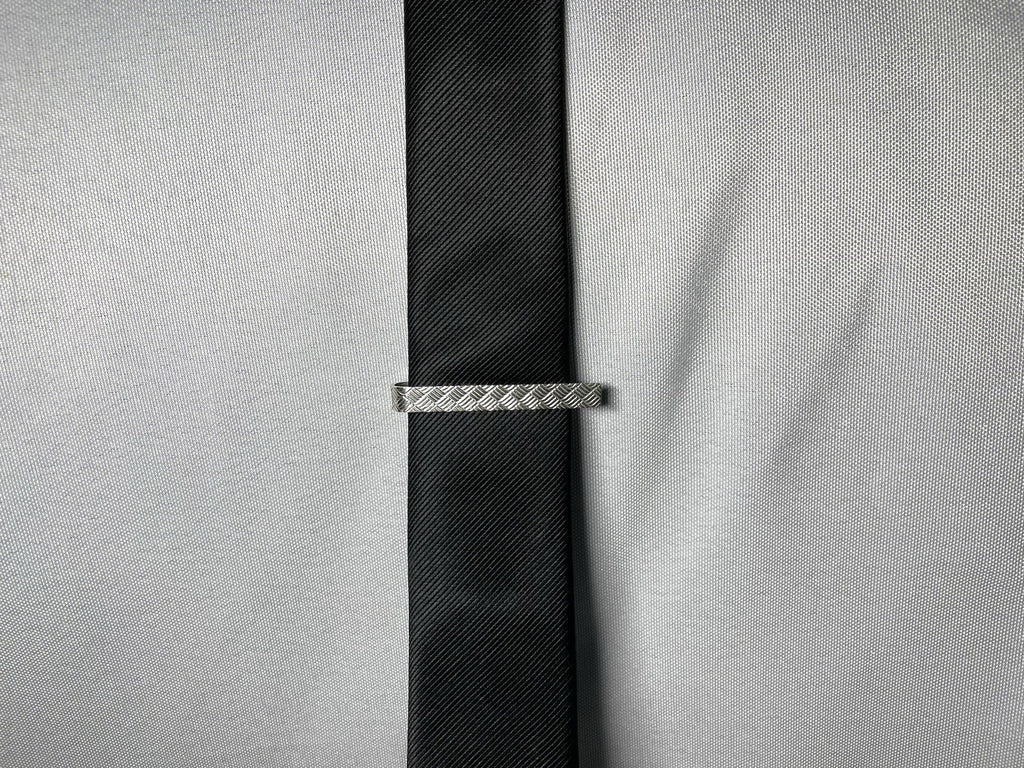 8036128