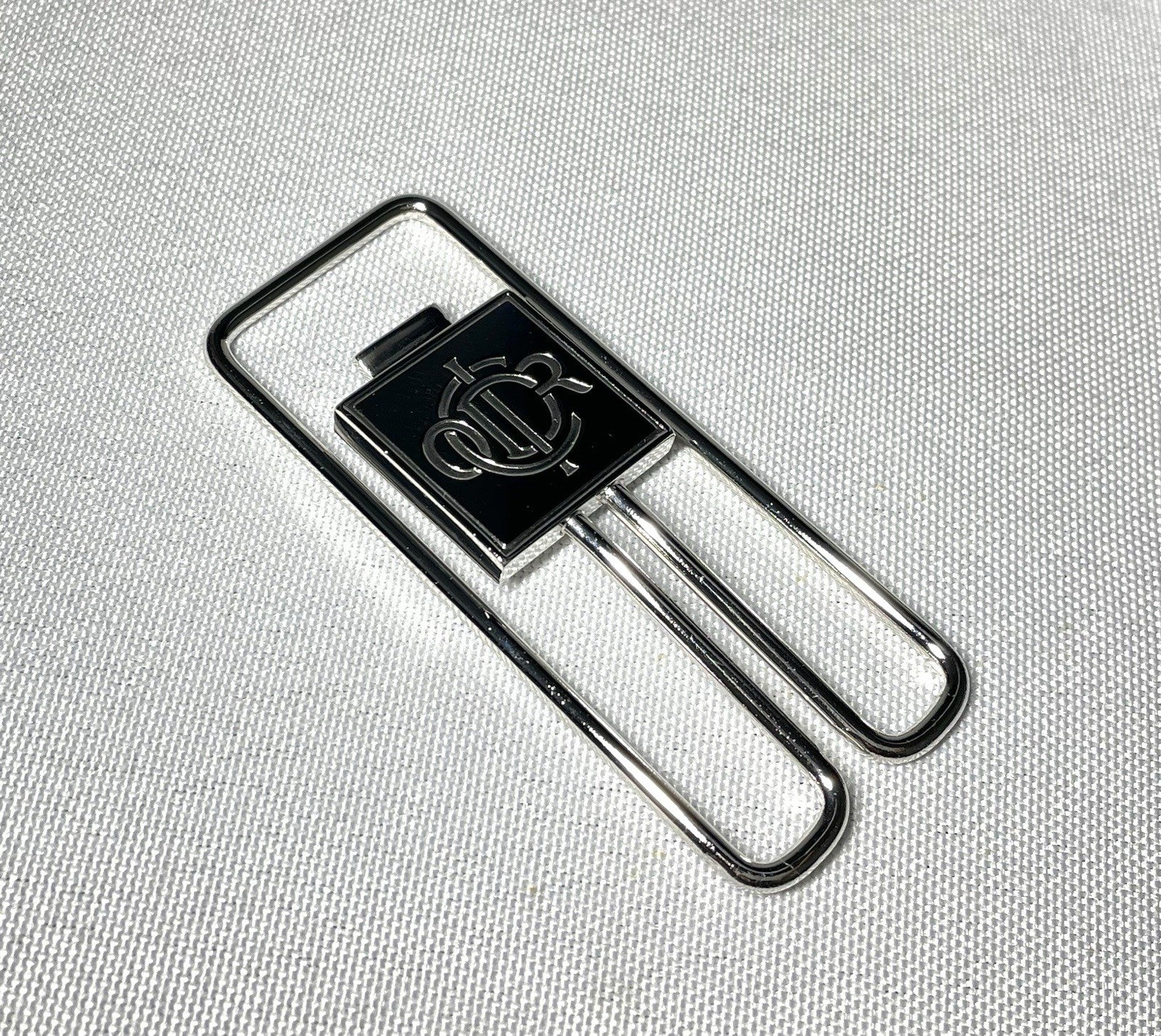 8037500