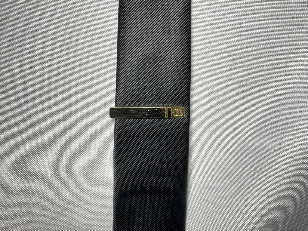 8037557