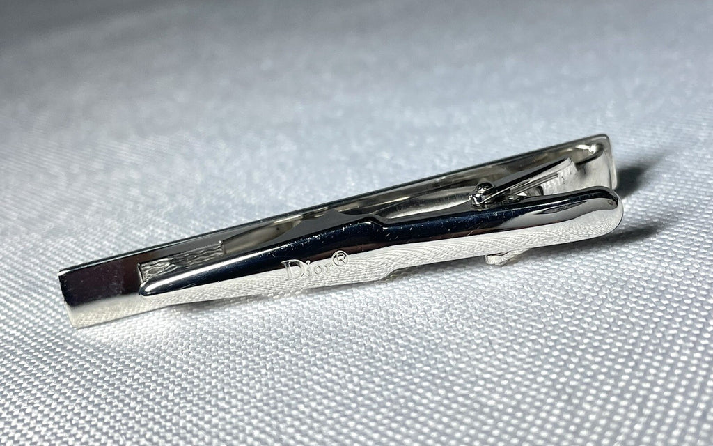 8037601