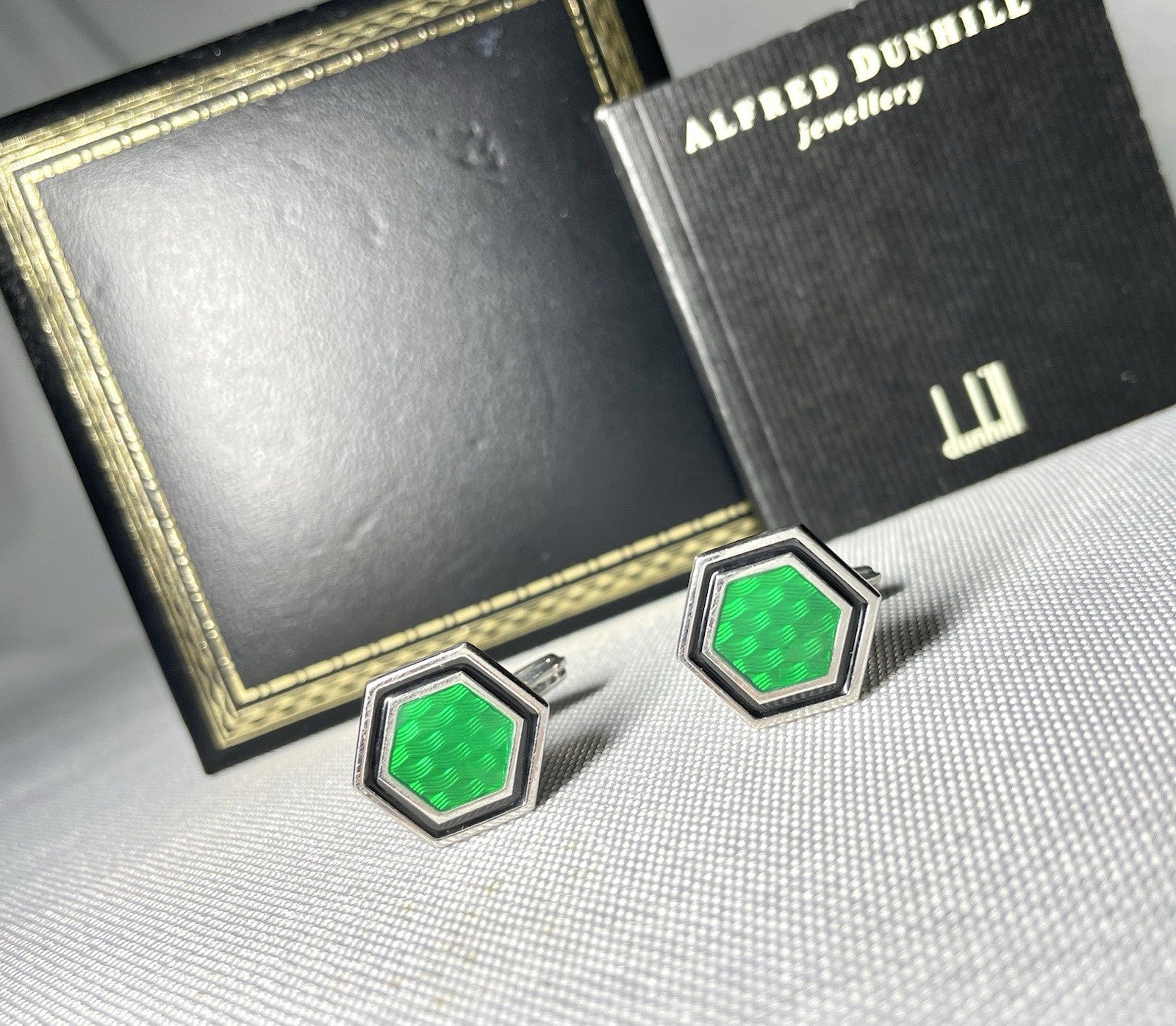 8035562