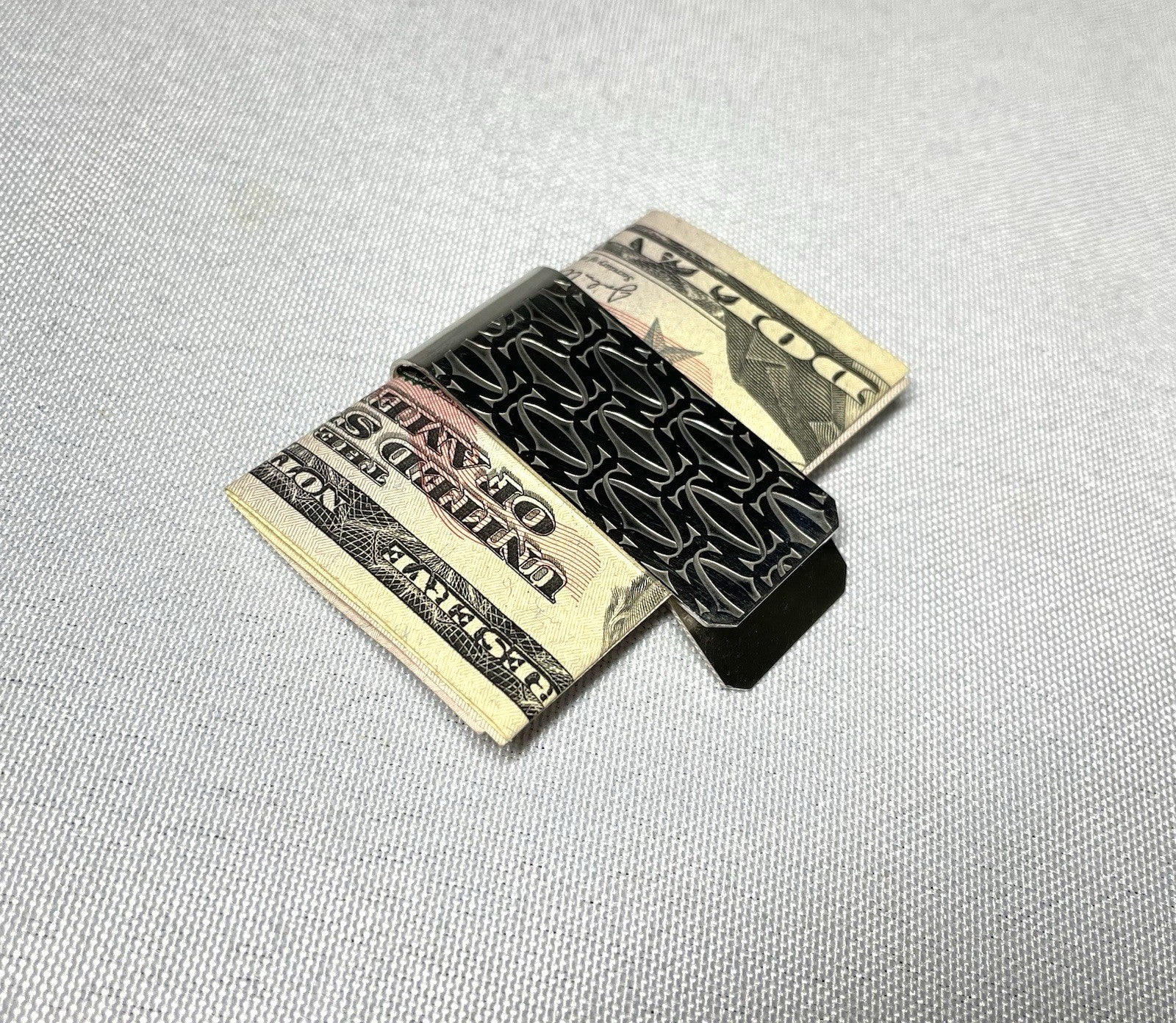 8035322