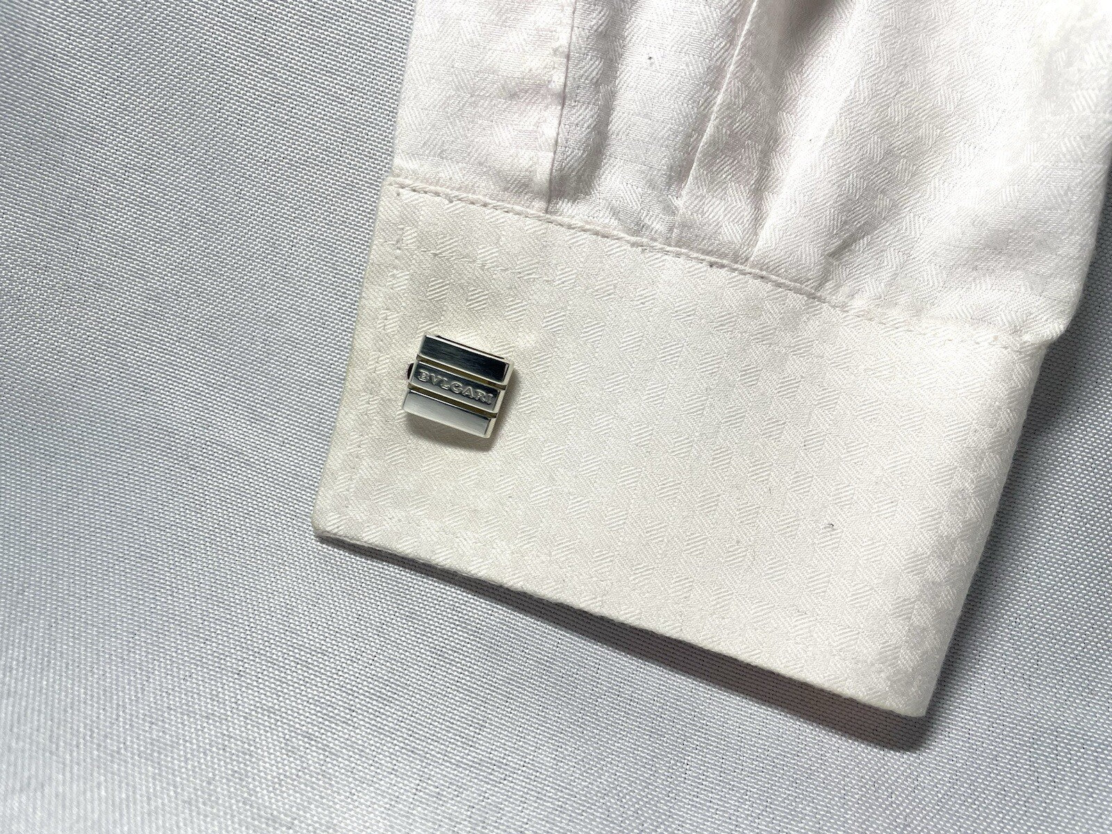 8037599