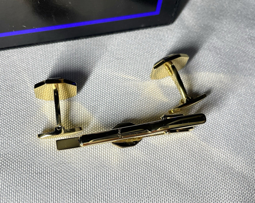 8036152