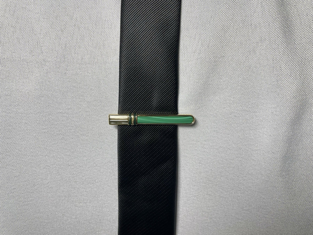 8037583