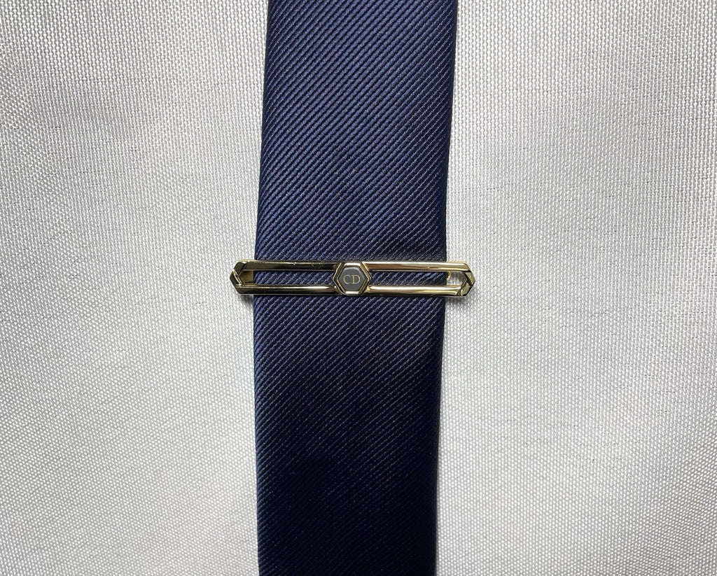8037508