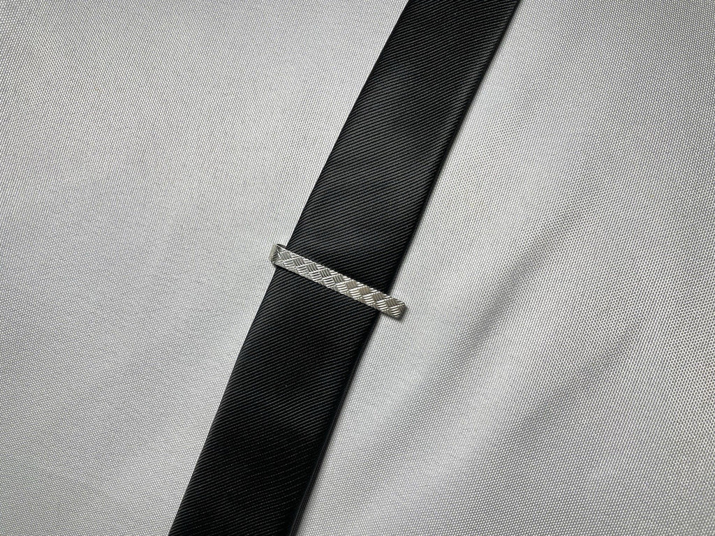 8036128