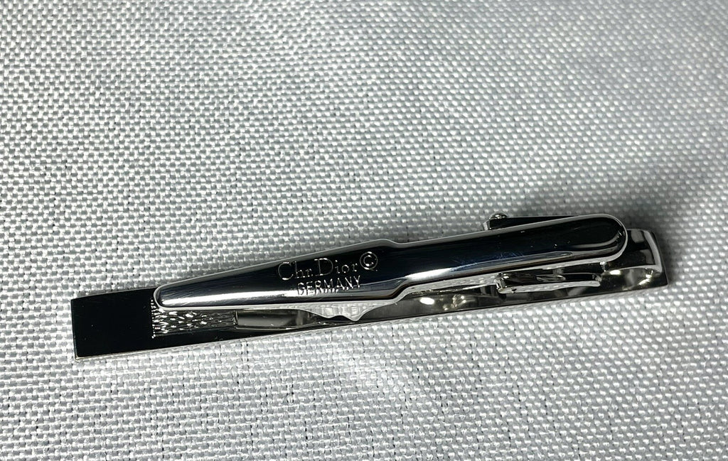 8036602