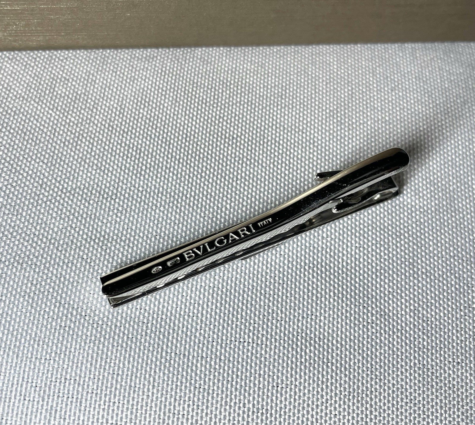8036173