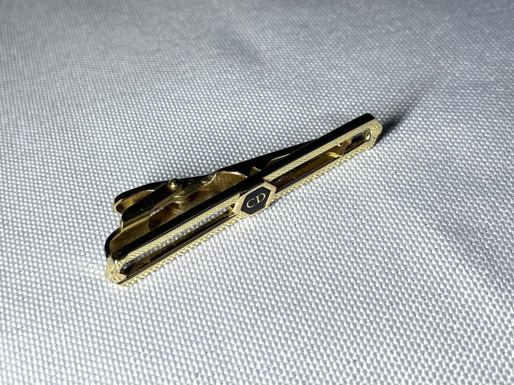 8037508