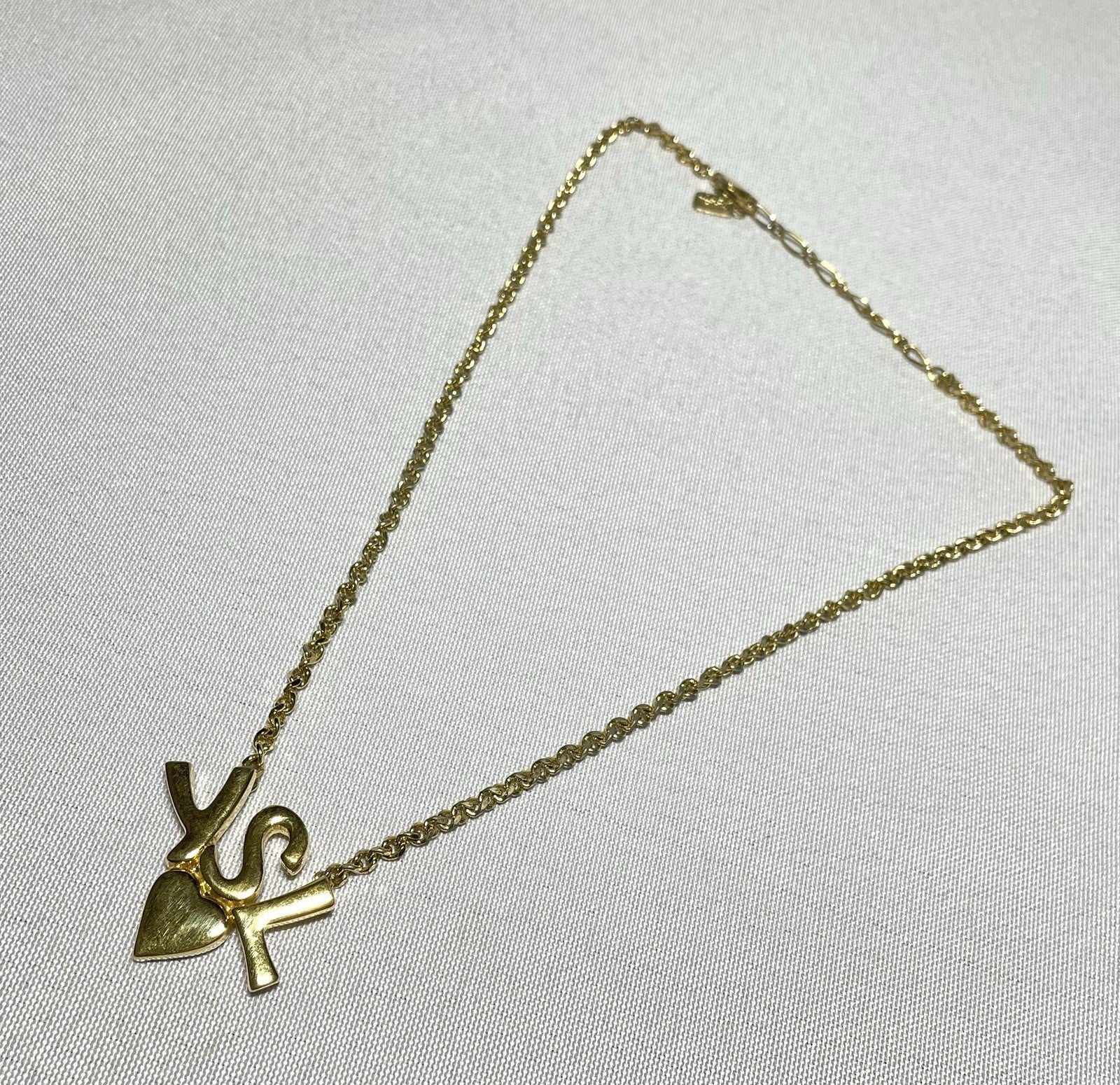8037532