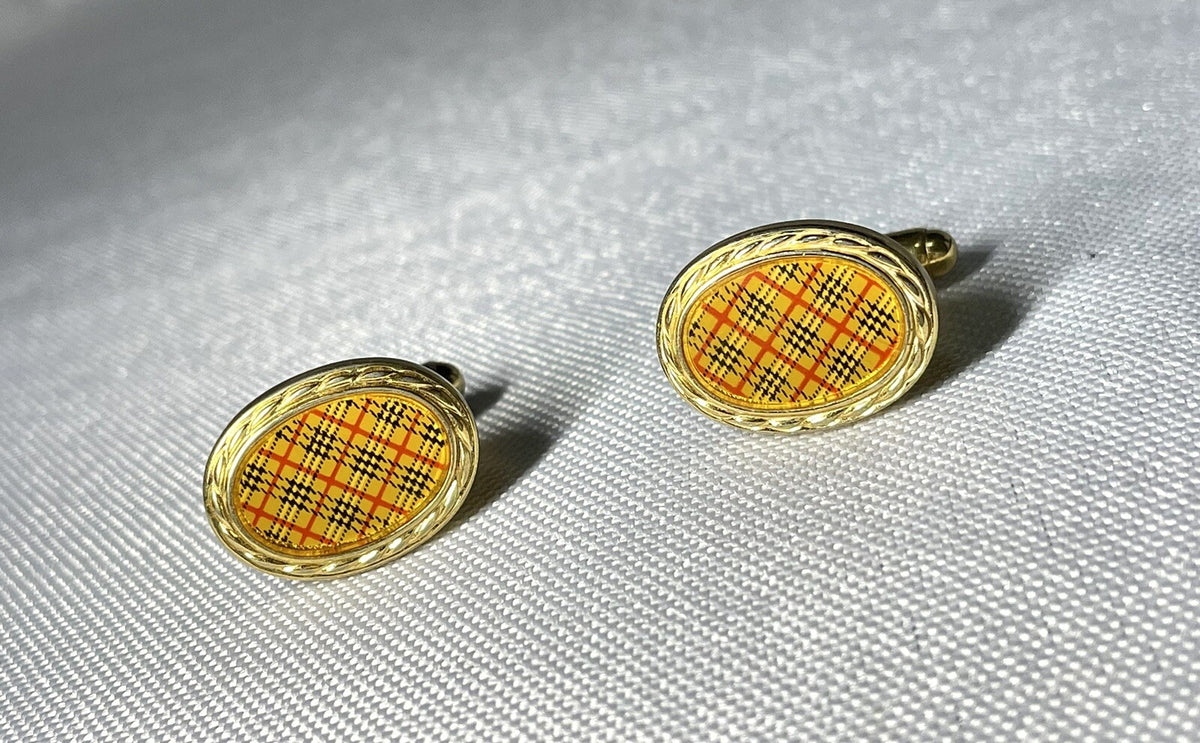 Auth Burberry Cufflinks Tie Clip Set Check & Leaf Design Gold pin Bar