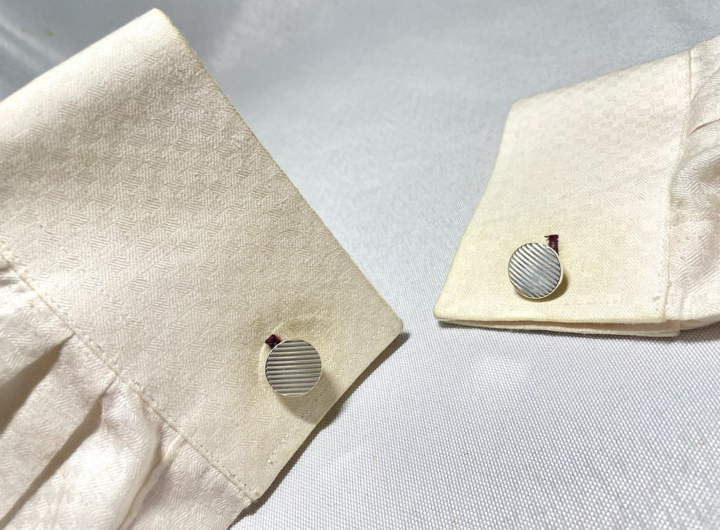 Auth [Beautiful] Tiffany Stripe Line Sterling Silver925 Vintage Cufflinks +Box