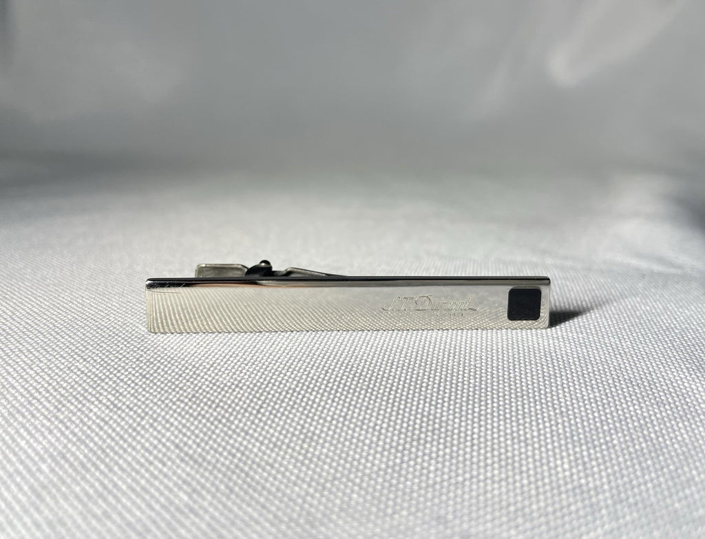 Auth S.T.Dupont Logo Chrome silver Metallic & Black Tie Clip Bar pin Business