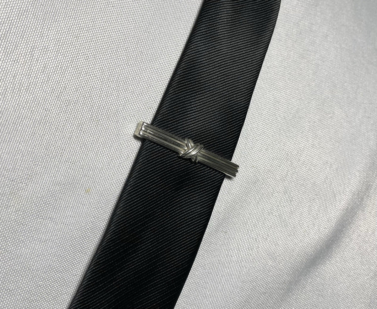 Auth Rare Tiffany Signature Cross & Stripe Vintage tie clip pin bar silver SV925