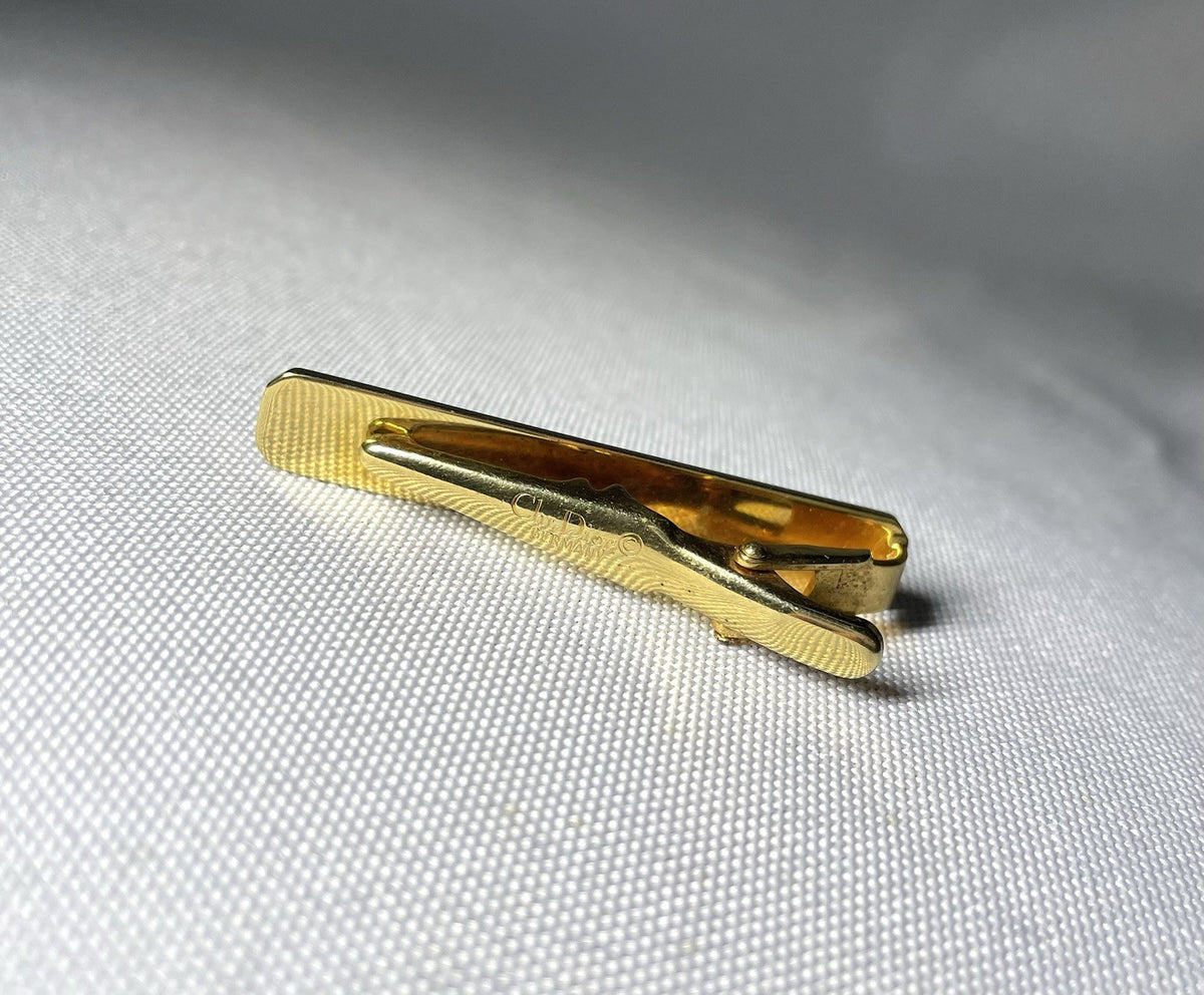 Auth Rare Dior CD Logo Stripe line Design Vintage Tie Clip Gold Bar pin Business