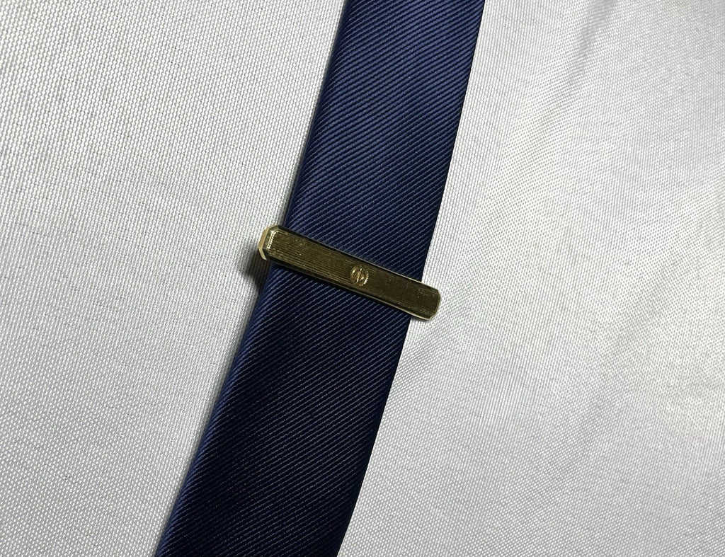 Auth Rare Dior CD Logo Stripe line Design Vintage Tie Clip Gold Bar pin Business
