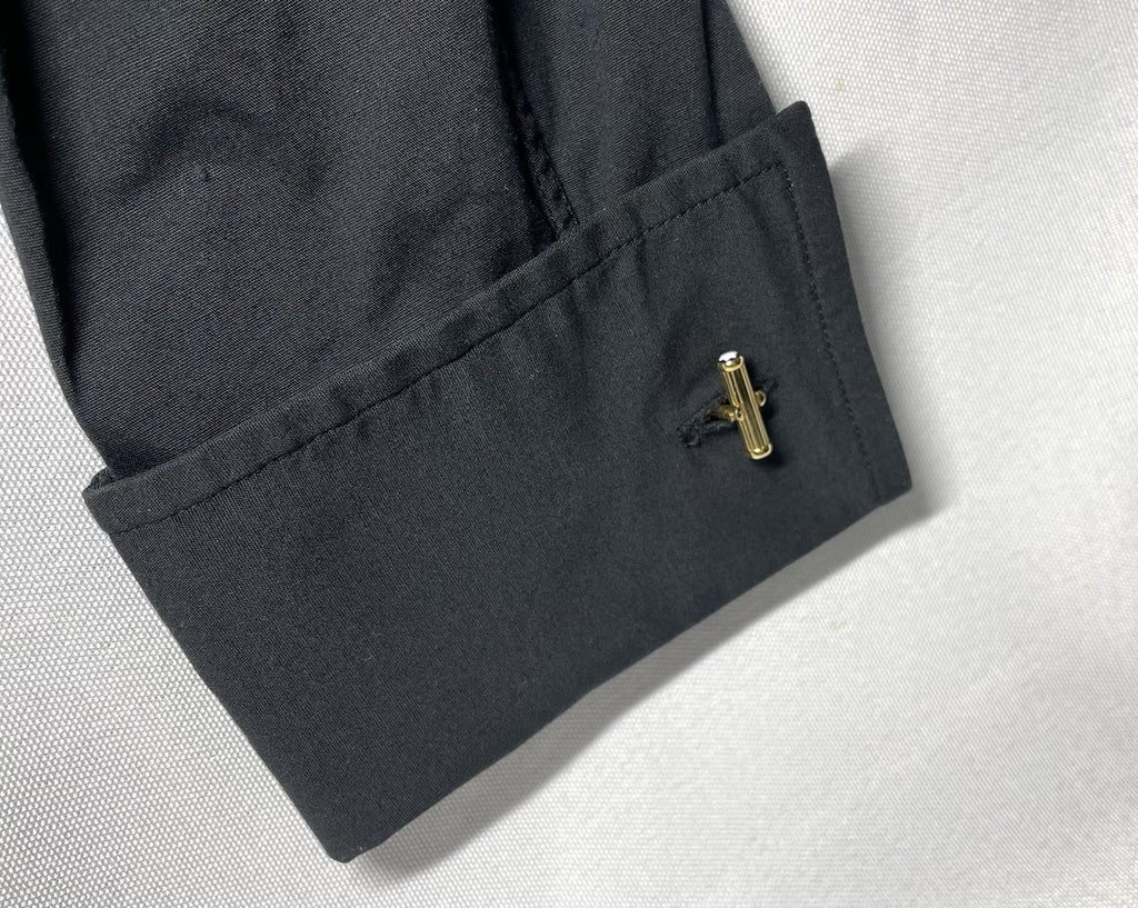 Auth [Beautiful] Montblanc Logo gold metallic & black onyx Oval cufflinks +Box
