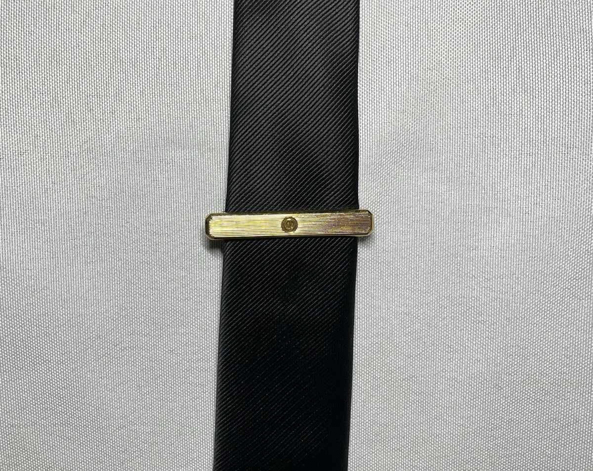 Auth Rare Dior CD Logo Stripe line Design Vintage Tie Clip Gold Bar pin Business