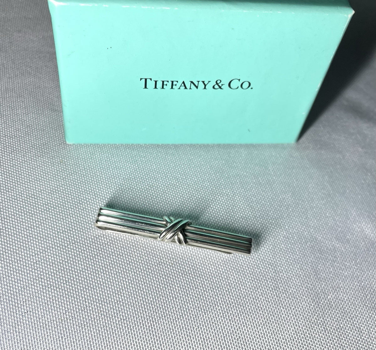 Auth Rare Tiffany Signature Cross & Stripe Vintage tie clip pin bar silver SV925